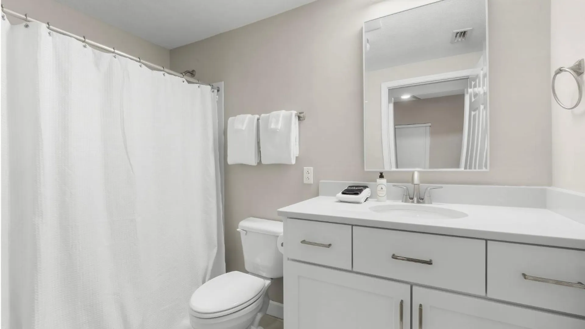 Seychelles Resort Condominium #1302 By Nautical Properties Panama City Beach United States
